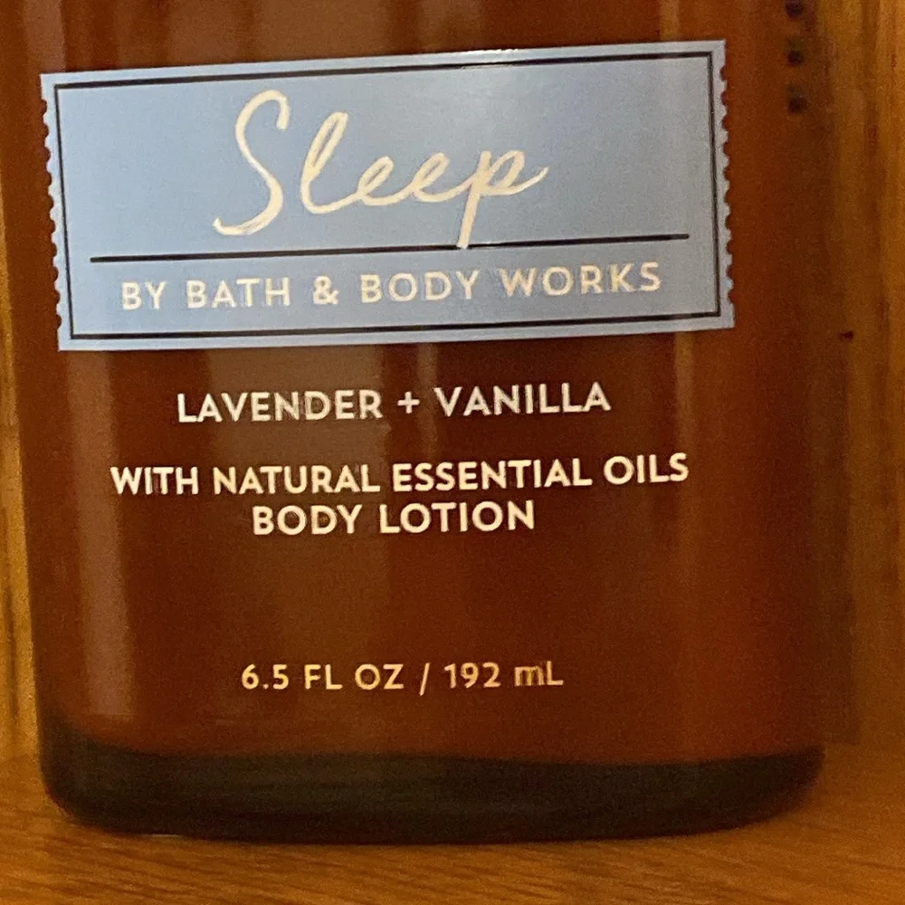 Bath & Body Works LAVENDER VANILLA SLEEP Aromatherapy Body Lotion NWT